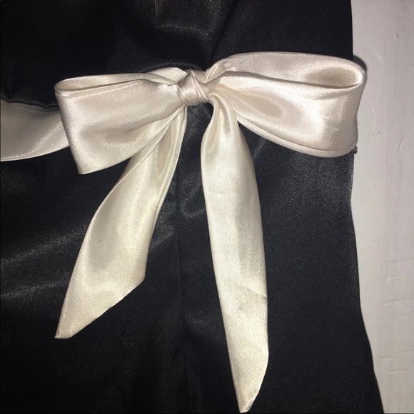 Strapless Dress Top/Black Satin with White Satin Bow Under Bust/No Size/Stretchy - Picture 2 of 4